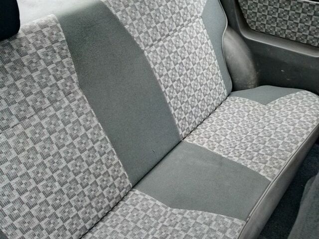 ЗАЗ Нова 2003 в Сумах на Automoto.ua Красный ЗАЗ Нова, объемом двигателя 0 л и пробегом 120 тыс. км за 1250 $, фото 5 на Automoto.ua