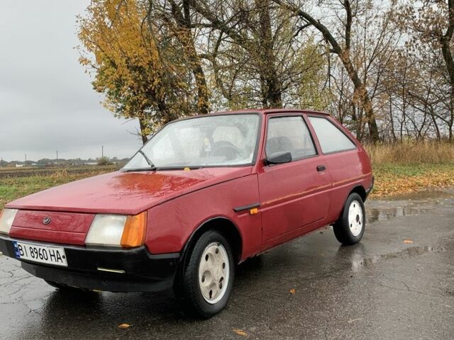 Красный ЗАЗ Нова, объемом двигателя 1.1 л и пробегом 142 тыс. км за 479 $, фото 1 на Automoto.ua