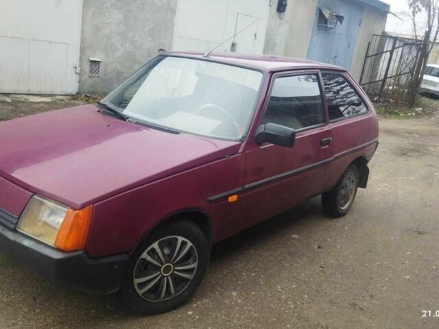 Красный ЗАЗ Нова, объемом двигателя 1.2 л и пробегом 250 тыс. км за 639 $, фото 8 на Automoto.ua