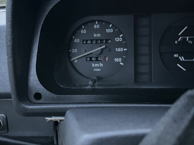 Красный ЗАЗ Нова, объемом двигателя 1.2 л и пробегом 92 тыс. км за 1100 $, фото 3 на Automoto.ua