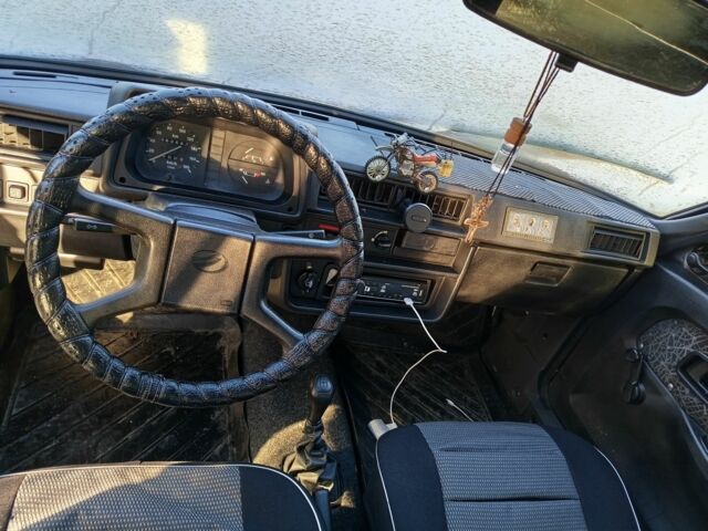 Серый ЗАЗ Нова, объемом двигателя 1.2 л и пробегом 70 тыс. км за 1499 $, фото 3 на Automoto.ua