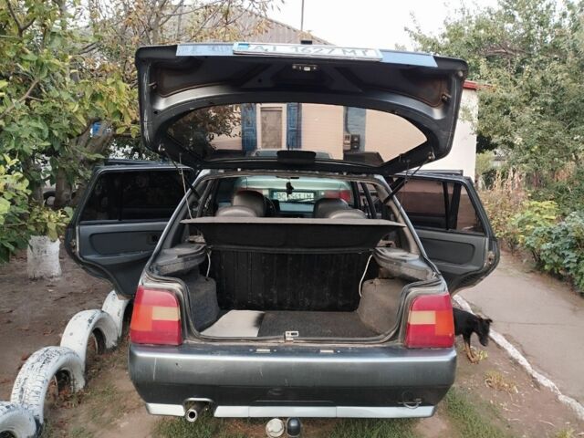 Серый ЗАЗ Нова, объемом двигателя 1.3 л и пробегом 130 тыс. км за 1500 $, фото 2 на Automoto.ua