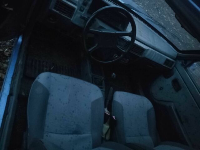 Синий ЗАЗ Нова, объемом двигателя 1.2 л и пробегом 150 тыс. км за 500 $, фото 4 на Automoto.ua