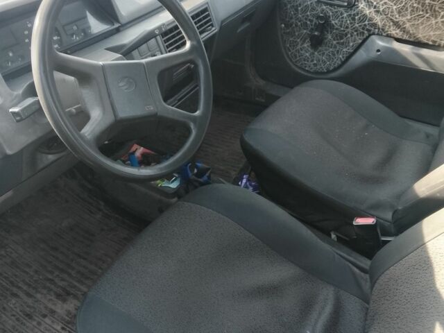 Синій ЗАЗ Нова, об'ємом двигуна 1.2 л та пробігом 100 тис. км за 350 $, фото 4 на Automoto.ua