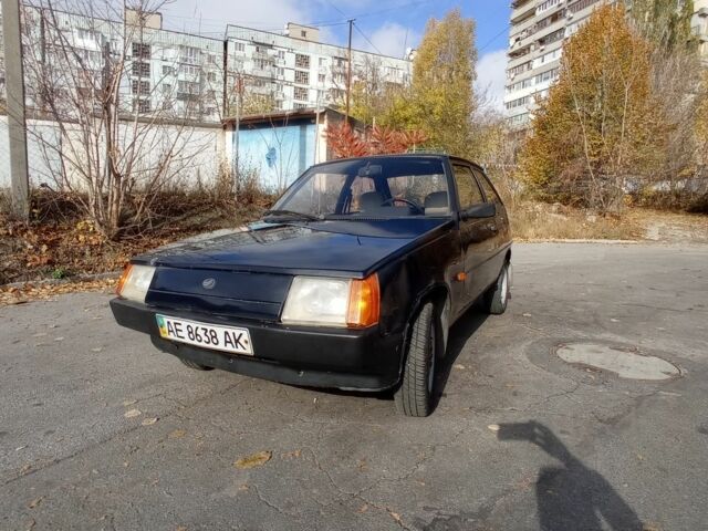 Синий ЗАЗ Нова, объемом двигателя 1.2 л и пробегом 120 тыс. км за 550 $, фото 2 на Automoto.ua