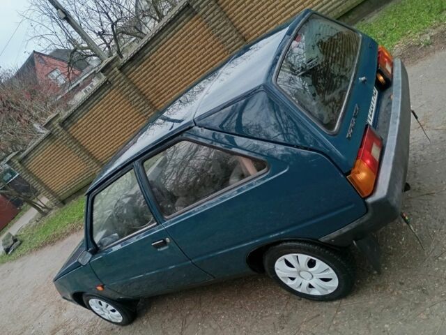 Зеленый ЗАЗ Нова, объемом двигателя 1 л и пробегом 155 тыс. км за 950 $, фото 12 на Automoto.ua