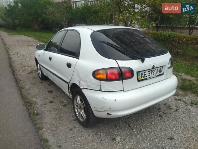 Білий ЗАЗ Sens, об'ємом двигуна 1.3 л та пробігом 76 тис. км за 1600 $, фото 1 на Automoto.ua