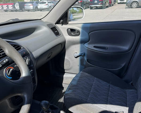 Білий ЗАЗ Sens, об'ємом двигуна 1.3 л та пробігом 57 тис. км за 3000 $, фото 24 на Automoto.ua
