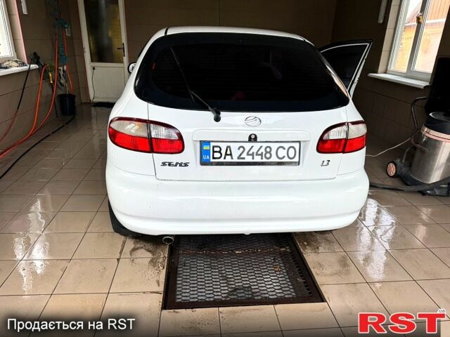 Белый ЗАЗ Сенс, объемом двигателя 1.3 л и пробегом 150 тыс. км за 2650 $, фото 2 на Automoto.ua
