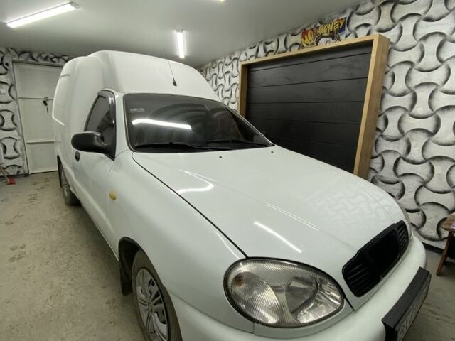 Белый ЗАЗ Сенс, объемом двигателя 1.3 л и пробегом 1000 тыс. км за 1500 $, фото 1 на Automoto.ua