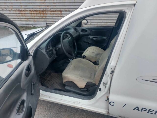 Білий ЗАЗ Sens, об'ємом двигуна 0 л та пробігом 275 тис. км за 1100 $, фото 5 на Automoto.ua