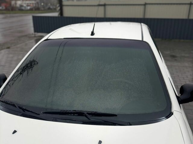 Білий ЗАЗ Sens, об'ємом двигуна 1.3 л та пробігом 290 тис. км за 1500 $, фото 9 на Automoto.ua