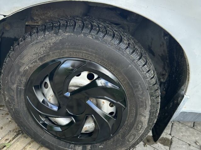 Білий ЗАЗ Sens, об'ємом двигуна 1.3 л та пробігом 290 тис. км за 1100 $, фото 14 на Automoto.ua