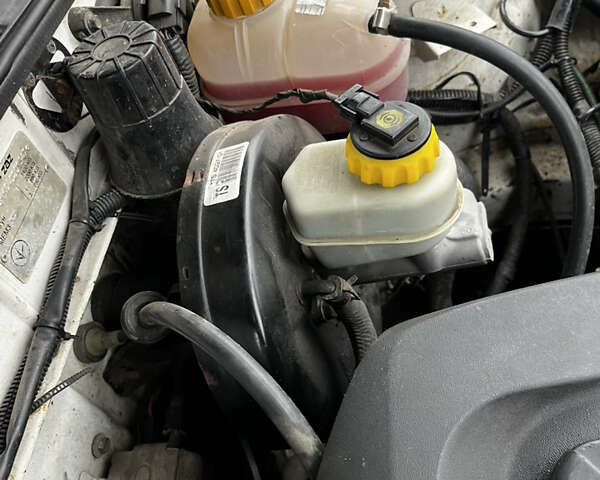 Белый ЗАЗ Сенс, объемом двигателя 1.3 л и пробегом 145 тыс. км за 1600 $, фото 25 на Automoto.ua