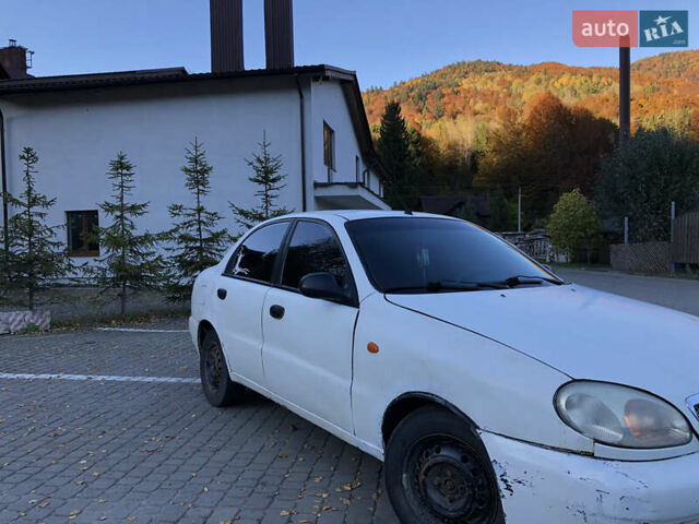 Белый ЗАЗ Сенс, объемом двигателя 1.3 л и пробегом 300 тыс. км за 2000 $, фото 10 на Automoto.ua