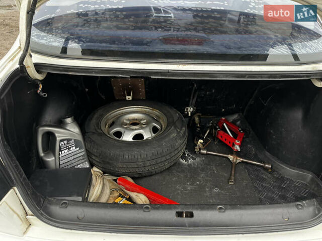 Белый ЗАЗ Сенс, объемом двигателя 1.3 л и пробегом 145 тыс. км за 1600 $, фото 10 на Automoto.ua