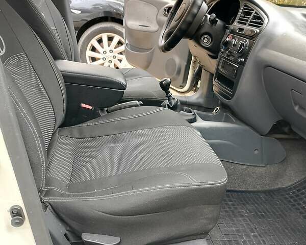 ЗАЗ Sens 2007 у Дніпро (Дніпропетровську) на Automoto.ua Білий ЗАЗ Sens, об'ємом двигуна 1.3 л та пробігом 78 тис. км за 1899 $, фото 20 на Automoto.ua