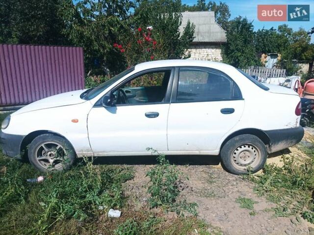 Білий ЗАЗ Sens, об'ємом двигуна 1.3 л та пробігом 100 тис. км за 1300 $, фото 4 на Automoto.ua