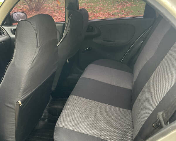 Белый ЗАЗ Сенс, объемом двигателя 1.3 л и пробегом 160 тыс. км за 2000 $, фото 7 на Automoto.ua