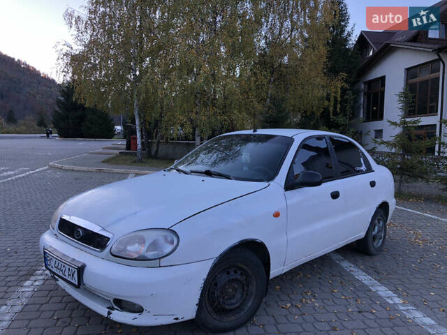Белый ЗАЗ Сенс, объемом двигателя 1.3 л и пробегом 300 тыс. км за 2000 $, фото 1 на Automoto.ua