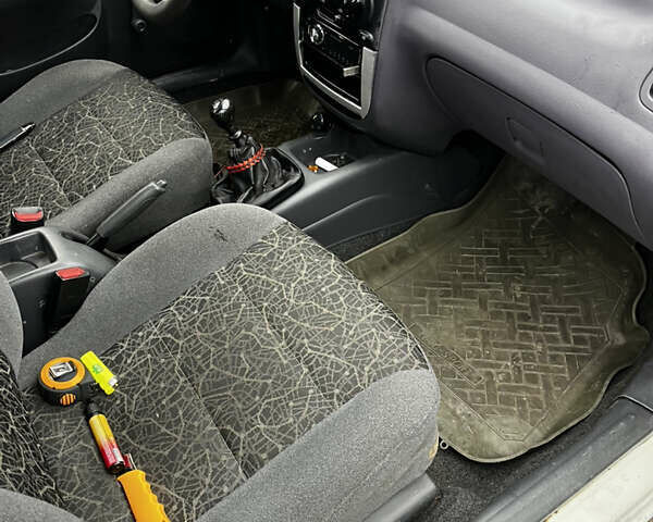 Белый ЗАЗ Сенс, объемом двигателя 1.3 л и пробегом 145 тыс. км за 1600 $, фото 13 на Automoto.ua