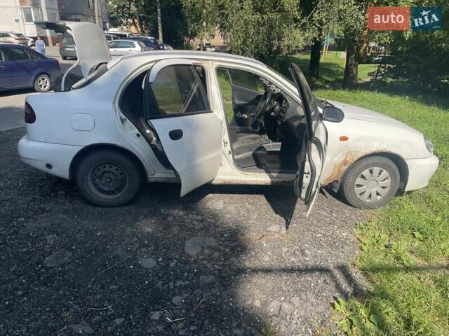 Білий ЗАЗ Sens, об'ємом двигуна 1.3 л та пробігом 280 тис. км за 1108 $, фото 7 на Automoto.ua