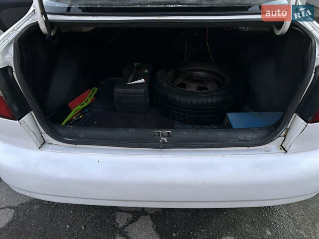 Білий ЗАЗ Sens, об'ємом двигуна 1.3 л та пробігом 168 тис. км за 1480 $, фото 4 на Automoto.ua