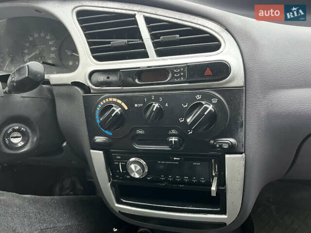 Белый ЗАЗ Сенс, объемом двигателя 1.3 л и пробегом 145 тыс. км за 1600 $, фото 28 на Automoto.ua