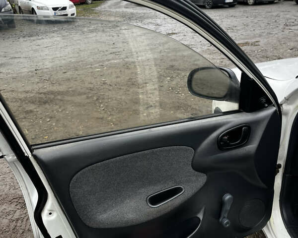 Белый ЗАЗ Сенс, объемом двигателя 1.3 л и пробегом 145 тыс. км за 1600 $, фото 9 на Automoto.ua