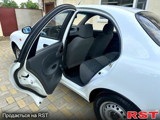 Белый ЗАЗ Сенс, объемом двигателя 1.3 л и пробегом 3 тыс. км за 4250 $, фото 6 на Automoto.ua