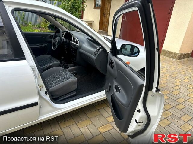 Белый ЗАЗ Сенс, объемом двигателя 1.3 л и пробегом 3 тыс. км за 4250 $, фото 7 на Automoto.ua