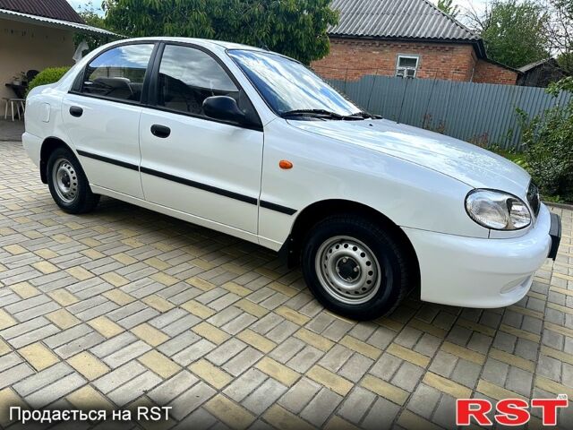 Белый ЗАЗ Сенс, объемом двигателя 1.3 л и пробегом 3 тыс. км за 4250 $, фото 1 на Automoto.ua