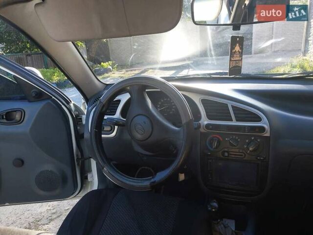 ЗАЗ Сенс 2011 в Запорожье на Automoto.ua Белый ЗАЗ Сенс, объемом двигателя 1.3 л и пробегом 240 тыс. км за 2800 $, фото 5 на Automoto.ua