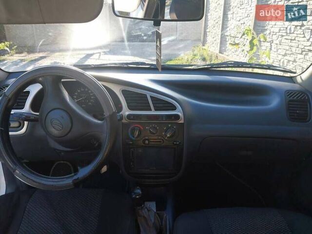 ЗАЗ Сенс 2011 в Запорожье на Automoto.ua Белый ЗАЗ Сенс, объемом двигателя 1.3 л и пробегом 240 тыс. км за 2800 $, фото 4 на Automoto.ua