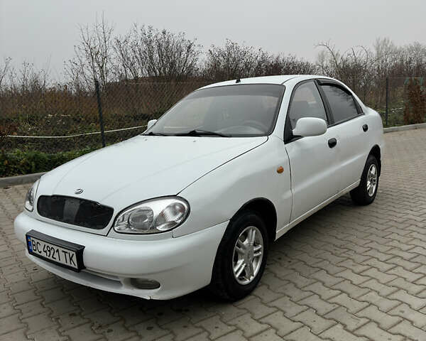 Білий ЗАЗ Sens, об'ємом двигуна 1.3 л та пробігом 243 тис. км за 1250 $, фото 1 на Automoto.ua