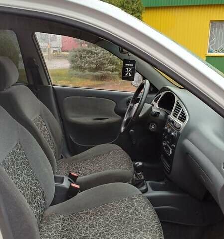 Белый ЗАЗ Сенс, объемом двигателя 1.3 л и пробегом 250 тыс. км за 1700 $, фото 11 на Automoto.ua