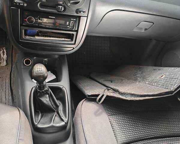 ЗАЗ Сенс 2011 в Днепре (Днепропетровске) на Automoto.ua Белый ЗАЗ Сенс, объемом двигателя 1.3 л и пробегом 138 тыс. км за 2000 $, фото 4 на Automoto.ua