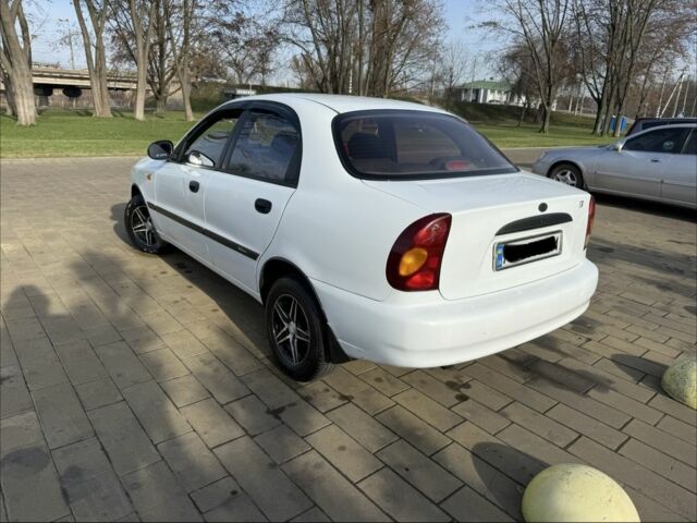 Белый ЗАЗ Сенс, объемом двигателя 1.3 л и пробегом 134 тыс. км за 2100 $, фото 1 на Automoto.ua