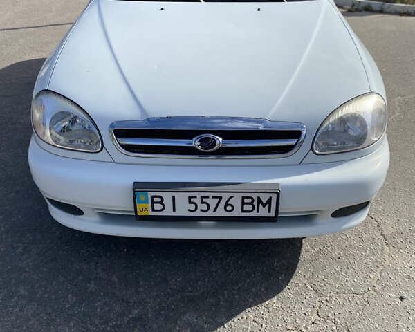 Білий ЗАЗ Sens, об'ємом двигуна 1.3 л та пробігом 170 тис. км за 2450 $, фото 1 на Automoto.ua
