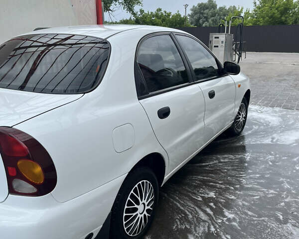 Білий ЗАЗ Sens, об'ємом двигуна 1.3 л та пробігом 125 тис. км за 2600 $, фото 3 на Automoto.ua