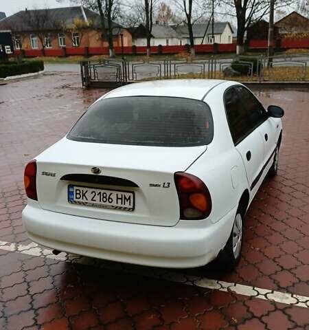 Белый ЗАЗ Сенс, объемом двигателя 1.3 л и пробегом 250 тыс. км за 1700 $, фото 3 на Automoto.ua