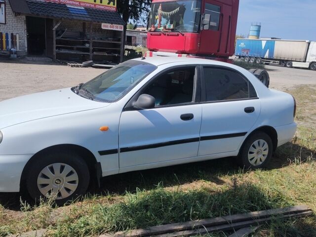 Білий ЗАЗ Sens, об'ємом двигуна 1.3 л та пробігом 15 тис. км за 1800 $, фото 1 на Automoto.ua