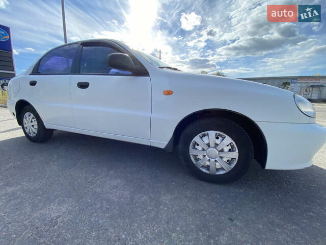 Білий ЗАЗ Sens, об'ємом двигуна 1.3 л та пробігом 170 тис. км за 2450 $, фото 8 на Automoto.ua