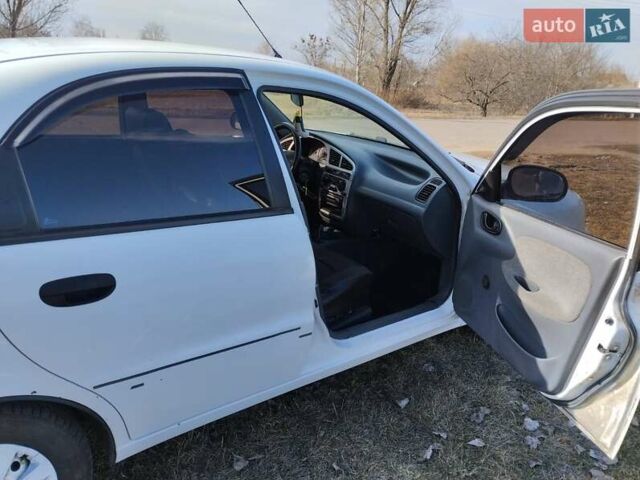 Белый ЗАЗ Сенс, объемом двигателя 1.3 л и пробегом 185 тыс. км за 3000 $, фото 3 на Automoto.ua