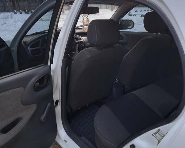 Белый ЗАЗ Сенс, объемом двигателя 1.3 л и пробегом 166 тыс. км за 2500 $, фото 7 на Automoto.ua