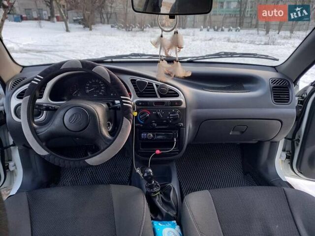Белый ЗАЗ Сенс, объемом двигателя 1.3 л и пробегом 166 тыс. км за 2500 $, фото 1 на Automoto.ua