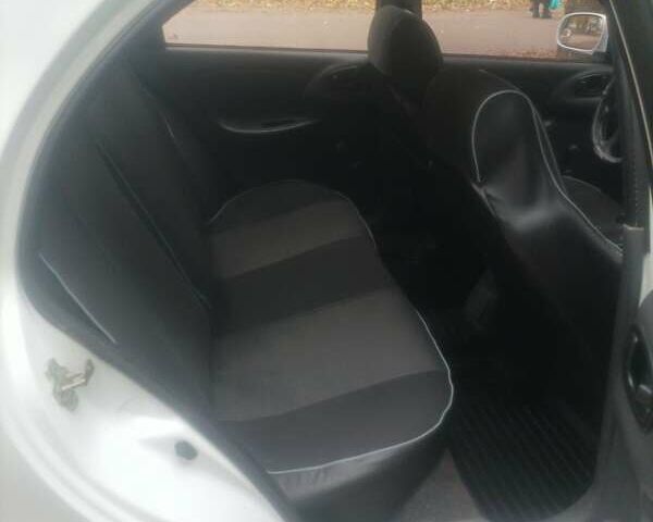 Білий ЗАЗ Sens, об'ємом двигуна 1.3 л та пробігом 80 тис. км за 2900 $, фото 7 на Automoto.ua