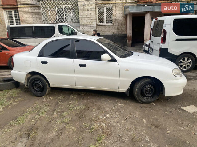 Белый ЗАЗ Сенс, объемом двигателя 1.3 л и пробегом 310 тыс. км за 1950 $, фото 3 на Automoto.ua