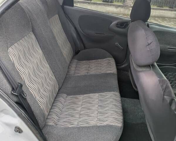 Белый ЗАЗ Сенс, объемом двигателя 1.3 л и пробегом 186 тыс. км за 2150 $, фото 3 на Automoto.ua