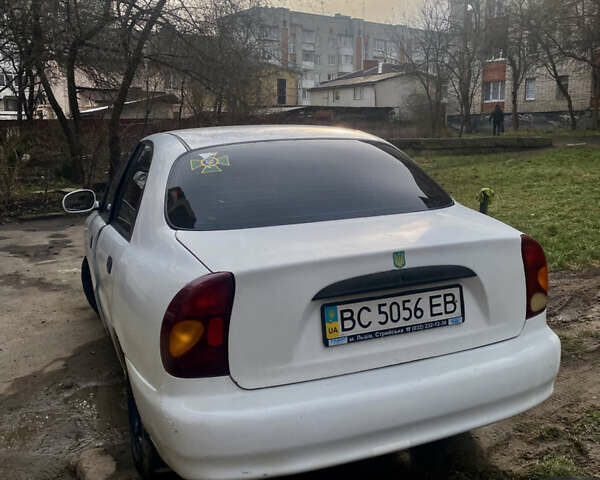 Белый ЗАЗ Сенс, объемом двигателя 1.3 л и пробегом 310 тыс. км за 1950 $, фото 1 на Automoto.ua